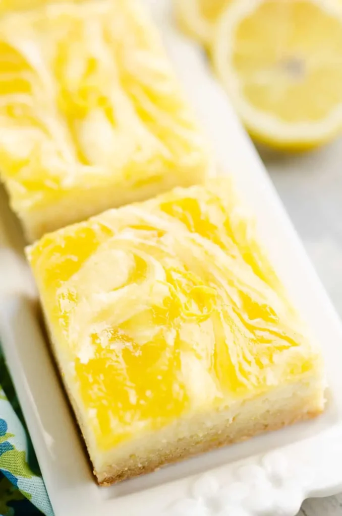 Lemon Cheesecake Bars