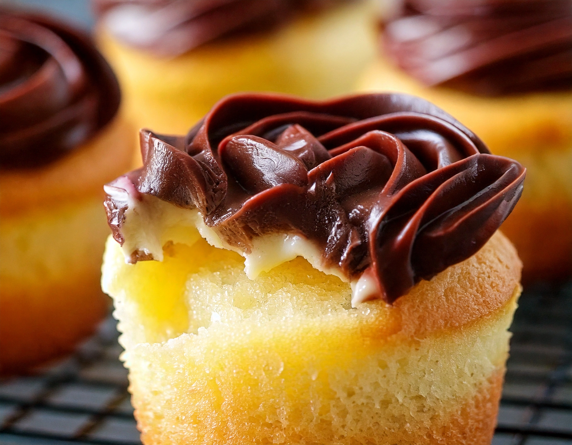 Boston Cream Pie Cupcakes